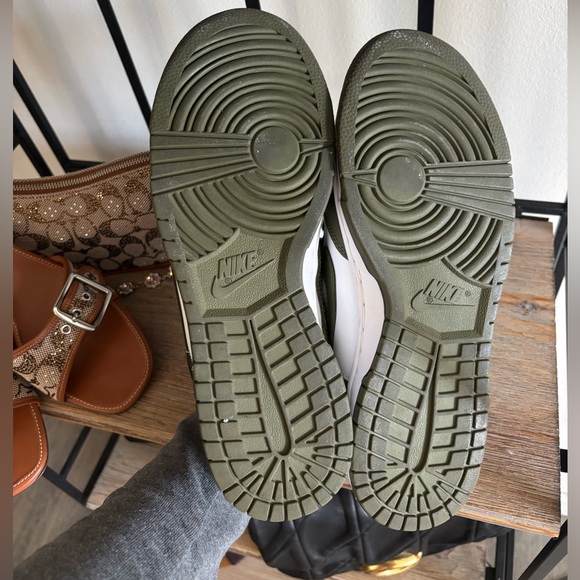 Nike Dunk Low Olive Green & White Sneakers – Women’s Size 10 (Preloved) 💚🤍 - Picture 7 of 11